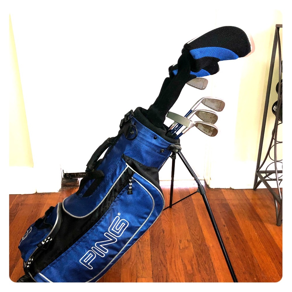Junior PING golf set with bag